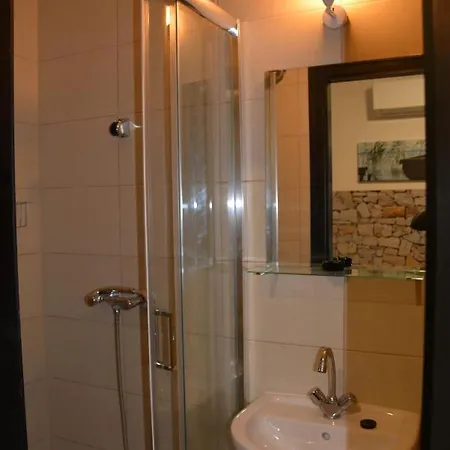 Kid Familia Panzio Bed & Breakfast Balatonszarszo